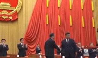 钟南山被颁授共和国勋章
